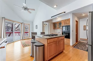 187 Hilltop Dr, Lake in the Hills, IL 60156 - Photo 11