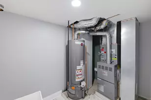 10137 S Peoria St, Chicago, IL 60643 - Photo 33