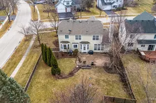 18500 W Aspen Ct, Grayslake, IL 60030 - Photo 39