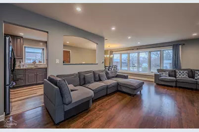 9113 Belleforte Avenue, Morton Grove, IL 60053 - Photo 3