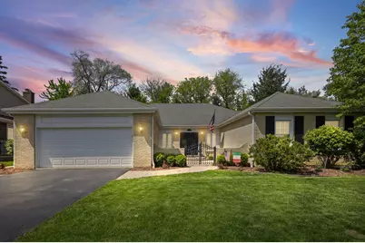 1132 Pine Tree Lane, Libertyville, IL 60048 - Photo 1