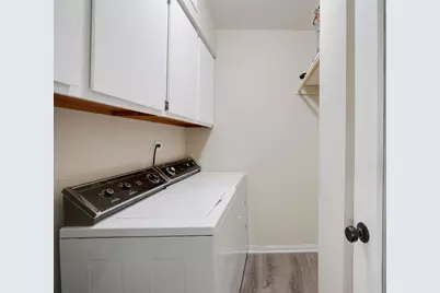 924 Shambliss Lane, Buffalo Grove, IL 60089 - Photo 5