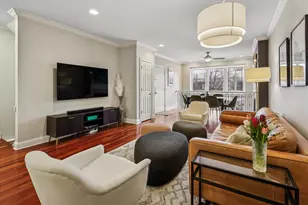 3217 N Wilton Ave, Chicago, IL 60657 - Photo 3