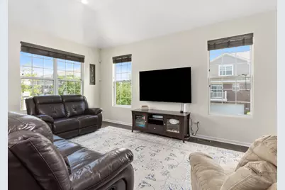 [Address not provided], Naperville, IL 60540 - Photo 7