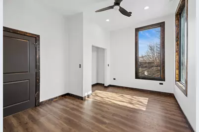 1412 W Fuller Street, Chicago, IL 60608 - Photo 15