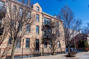1501 N Bosworth Ave, Chicago, IL 60642 - Photo 1