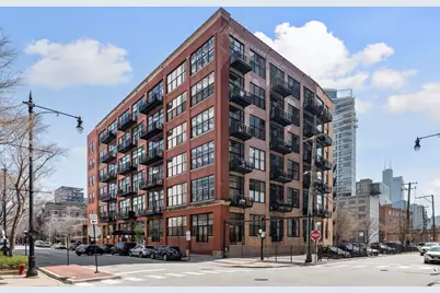 525 W Superior Street #623, Chicago, IL 60654 - Photo 25