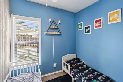 205 Shadydell Avenue, Mundelein, IL 60060 - Photo 17