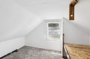 205 Shadydell Ave, Mundelein, IL 60060 - Photo 19