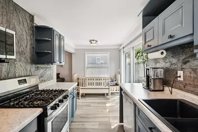 205 Shadydell Avenue, Mundelein, IL 60060 - Photo 11