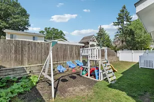 205 Shadydell Ave, Mundelein, IL 60060 - Photo 25