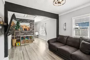 205 Shadydell Ave, Mundelein, IL 60060 - Photo 7