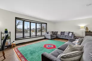 1000 S Na Wa Ta Ave, Mount Prospect, IL 60056 - Photo 5