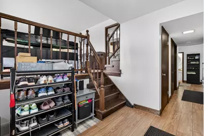 1000 S Na Wa Ta Avenue, Mount Prospect, IL 60056 - Photo 3