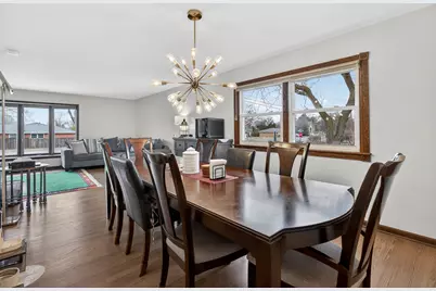 1000 S Na Wa Ta Avenue, Mount Prospect, IL 60056 - Photo 9