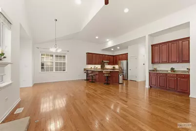 816 Colchester Drive, Oswego, IL 60543 - Photo 9