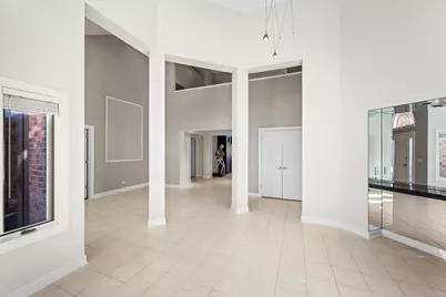 556 Rivershire Place, Lincolnshire, IL 60069 - Photo 3