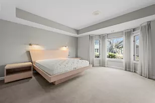 556 Rivershire Pl, Lincolnshire, IL 60069 - Photo 9