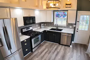 2223 New York St, Waukegan, IL 60087 - Photo 9