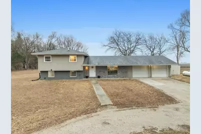 15795 E 2550 North Road, Hudson, IL 61748 - Photo 35