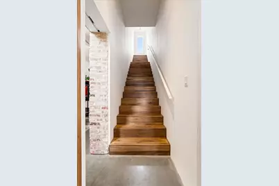 2100 W Eastwood Avenue, Chicago, IL 60625 - Photo 39