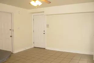 7517 W Fullerton Ave, Elmwood Park, IL 60707 - Photo 3