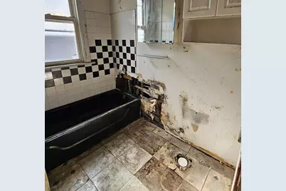 1932 S Ridgeway Avenue, Chicago, IL 60623 - Photo 9