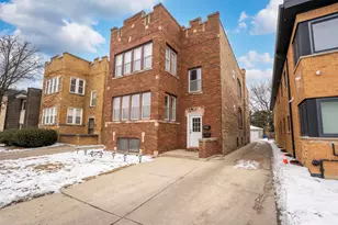 1027 N Harlem Ave, Oak Park, IL 60302 - Photo 1