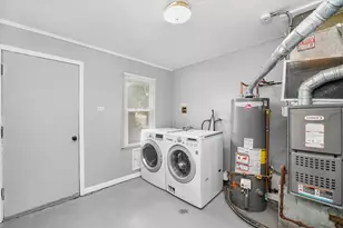 300 Meota St, Park Forest, IL 60466 - Photo 11