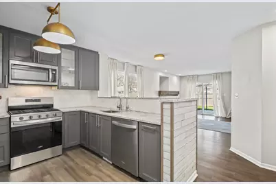 2420 Roxbury Lane, Montgomery, IL 60538 - Photo 9