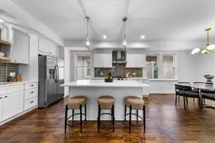 5410 W Grace St, Chicago, IL 60641 - Photo 5