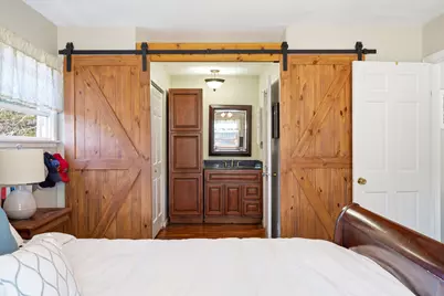 910 S 4th Avenue, Libertyville, IL 60048 - Photo 13