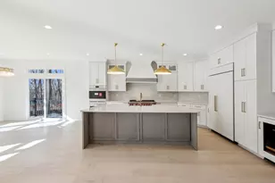 39W909 N Hathaway Ln, Geneva, IL 60134 - Photo 13