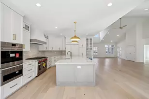 39W909 N Hathaway Ln, Geneva, IL 60134 - Photo 11