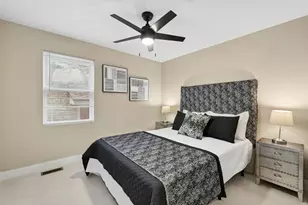 8133 S Saginaw Ave, Chicago, IL 60617 - Photo 13