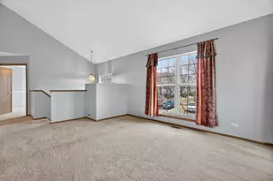 2750 Shelly Ln, Aurora, IL 60504 - Photo 3