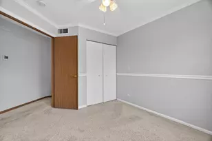 2750 Shelly Ln, Aurora, IL 60504 - Photo 17