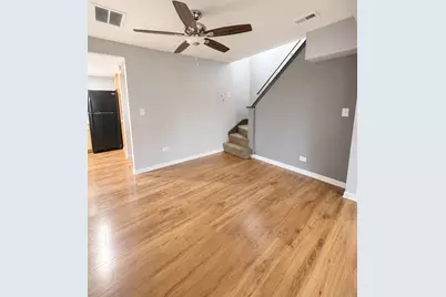 8728 S Rockwell Avenue, Evergreen Park, IL 60805 - Photo 3