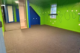 9329 S Colfax Ave, Chicago, IL 60617 - Photo 11