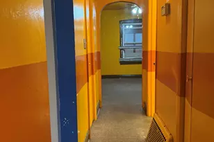 9329 S Colfax Ave, Chicago, IL 60617 - Photo 5