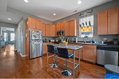 3243 W Evergreen Street #2, Chicago, IL 60651 - Photo 9