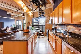 1728 N Damen Ave, Chicago, IL 60647 - Photo 7