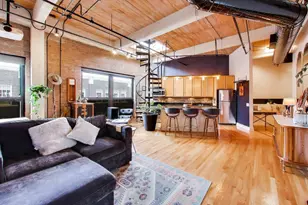 1728 N Damen Ave, Chicago, IL 60647 - Photo 3