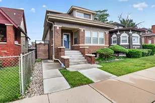 9347 S Loomis St, Chicago, IL 60620 - Photo 3