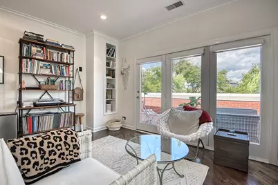 339 W Scott Street, Chicago, IL 60610 - Photo 21