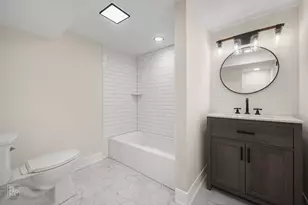 3641 N Hermitage Ave, Chicago, IL 60613 - Photo 31