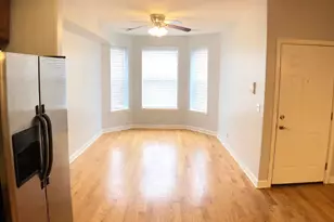 2341 N Albany Ave, Chicago, IL 60647 - Photo 5