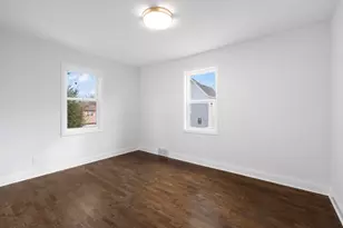 9048 Oneill Dr, Burr Ridge, IL 60527 - Photo 15