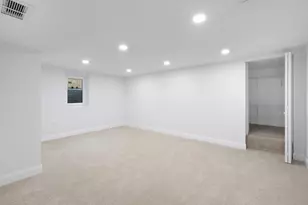 9048 Oneill Dr, Burr Ridge, IL 60527 - Photo 23