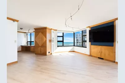 401 E Ontario Street #4206, Chicago, IL 60611 - Photo 7